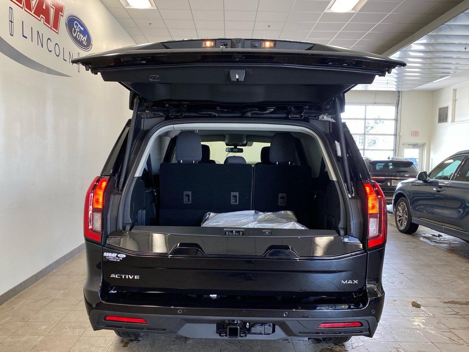 New 2026 Ford Expedition Max Active AWD/4WD image 9