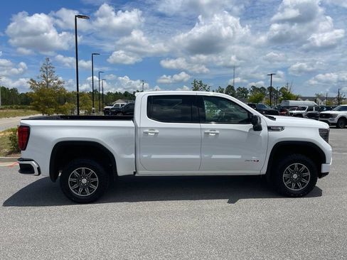 Used 2025 GMC Sierra 1500 AT4 AWD/4WD image 24