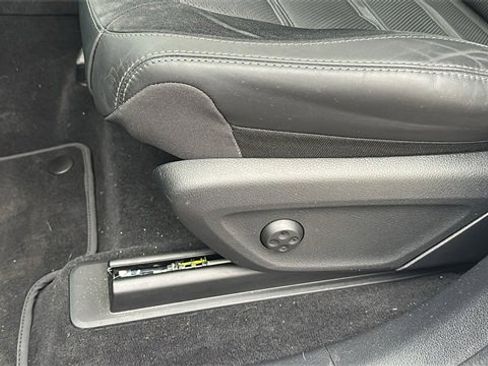 Certified 2024 Mercedes-Benz GLE 53 AMG 4MATIC image 30