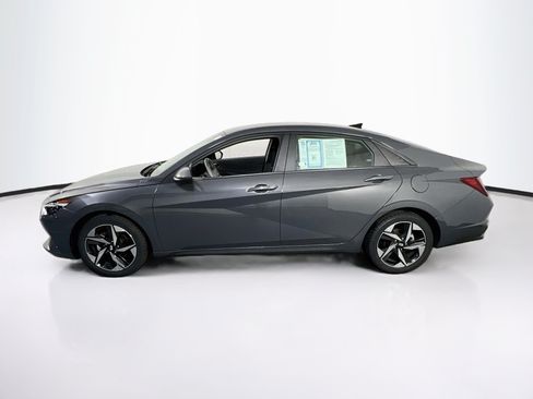 Used 2023 Hyundai Elantra SEL w/ Convenience Package FWD image 8