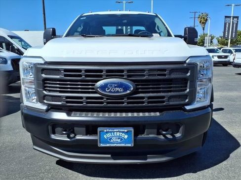 New 2025 Ford F550 2WD SuperCab Super Duty image 15