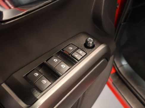 Used 2023 Toyota Tacoma TRD Off-Road w/ Technology Package AWD/4WD image 12