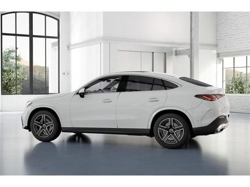 New 2025 Mercedes-Benz GLC 300 4MATIC image 32