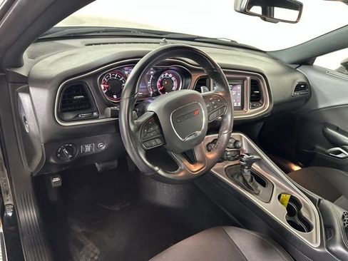 Used 2022 Dodge Challenger GT image 12