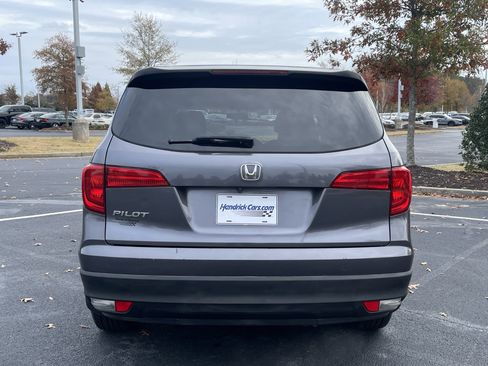 Certified 2018 Honda Pilot LX image 8