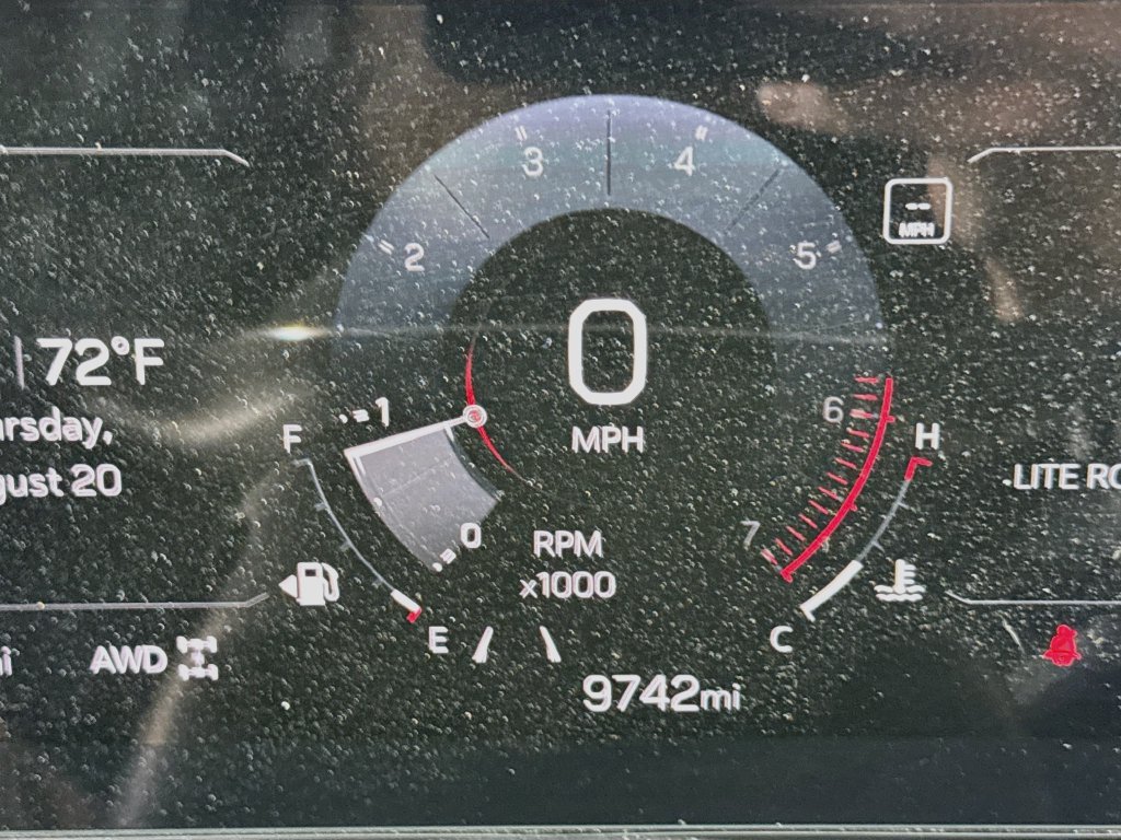 Used 2025 GMC Terrain Elevation w/ Black Edition AWD/4WD image 12