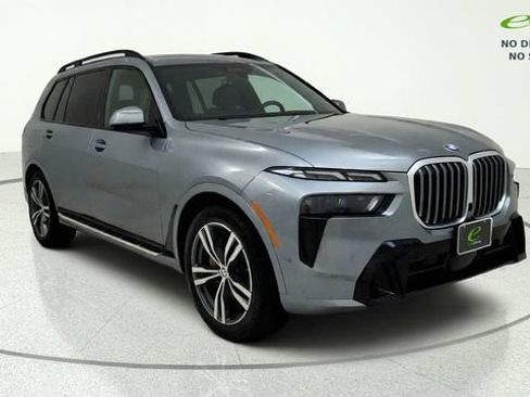 Used 2026 BMW X7 xDrive40i AWD/4WD image 2