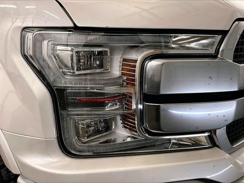 Used 2018 Ford F150 Platinum w/ Equipment Group 701A Luxury AWD/4WD image 27