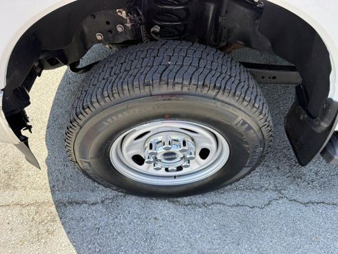 Used 2024 Ford F250 XL w/ Snow Plow/Camper Package AWD/4WD image 12