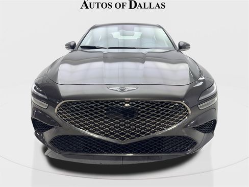 Used 2025 Genesis G70 2.5T image 3
