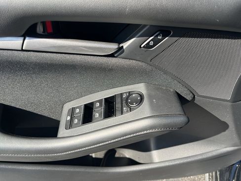 Certified 2025 MAZDA MAZDA3 s image 9