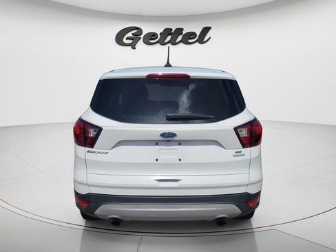 Used 2019 Ford Escape SE FWD image 5