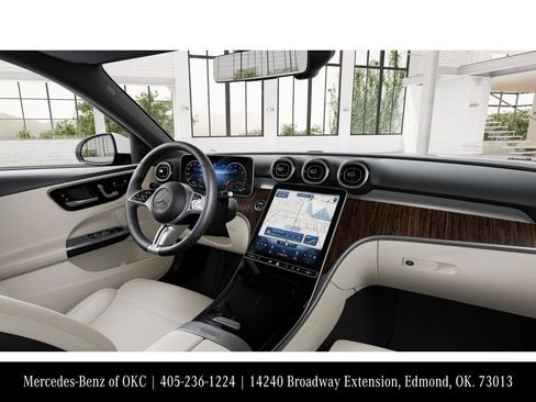 Used 2025 Mercedes-Benz C 300 4MATIC Sedan image 6