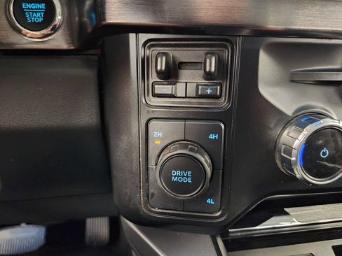 Used 2024 Ford F250 Lariat AWD/4WD image 20