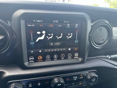 Used 2022 Jeep Wrangler Unlimited Sport AWD/4WD image 20