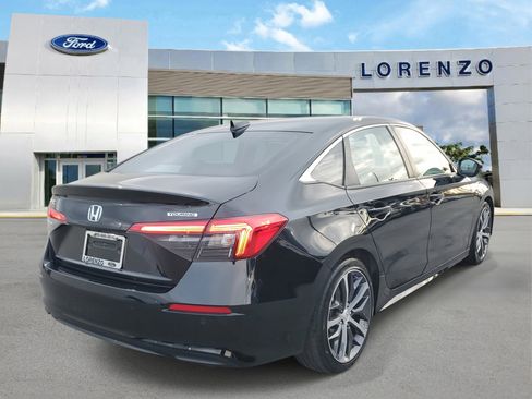 Used 2022 Honda Civic Touring image 5