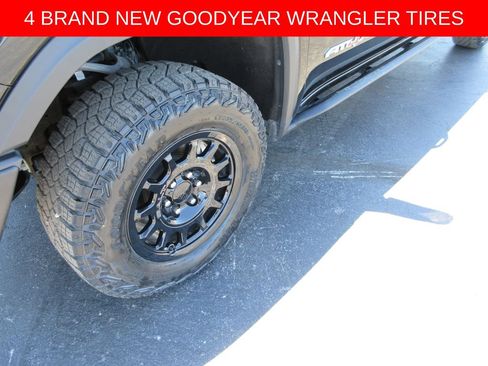 Certified 2023 GMC Sierra 1500 AT4X w/ AT4X AEV Edition AWD/4WD image 3