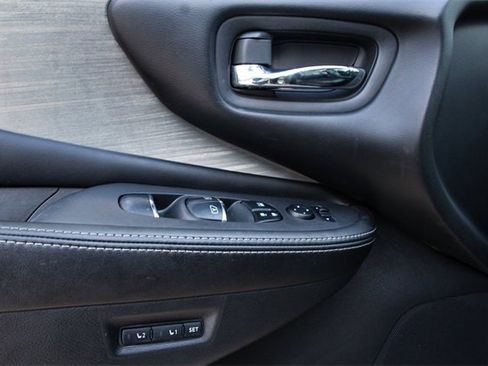 Used 2017 Nissan Murano SL image 14