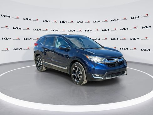 Used 2017 Honda CR-V Touring image 2
