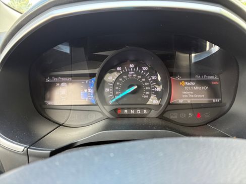 Certified 2017 Ford Edge Titanium w/ Equipment Group 302A AWD/4WD image 10