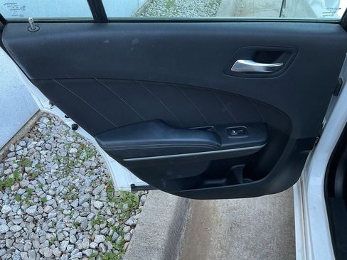 Used 2022 Dodge Charger SXT image 16