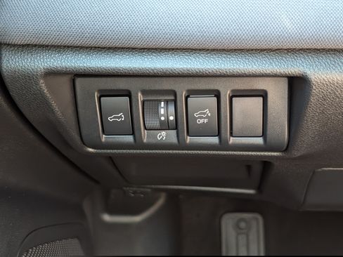 Certified 2025 Subaru Outback Premium AWD/4WD image 26