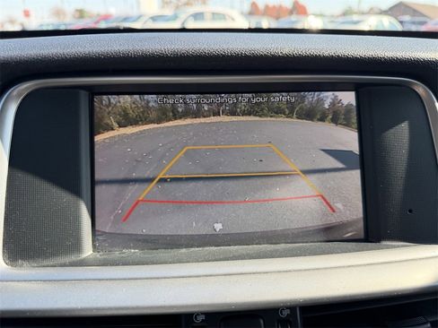 Used 2019 Kia Optima LX image 26