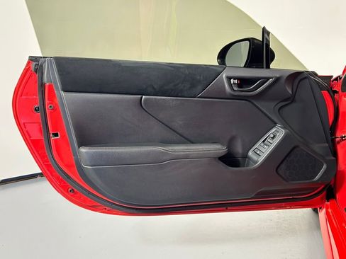 Used 2024 Toyota GR86 Premium image 26