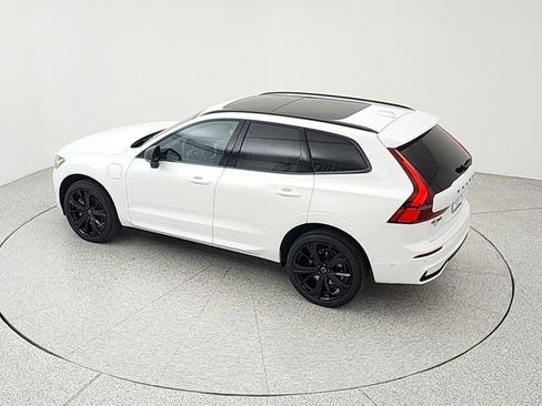 New 2026 Volvo XC60 T8 Ultra w/ Climate Package AWD/4WD image 35