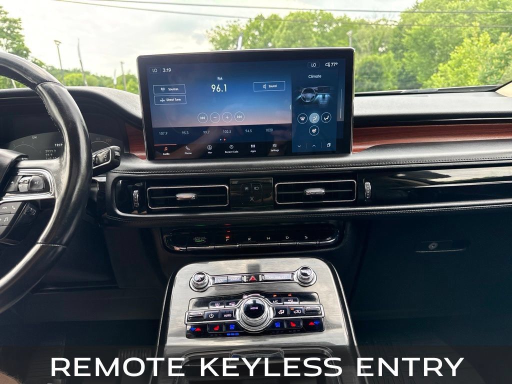 Used 2021 Lincoln Nautilus Reserve AWD/4WD image 15