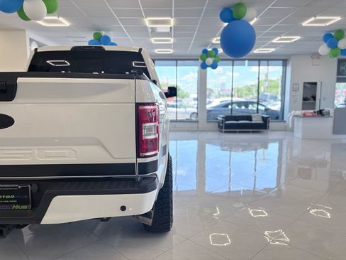 Used 2019 Ford F150 XLT w/ Equipment Group 302A Luxury AWD/4WD image 14
