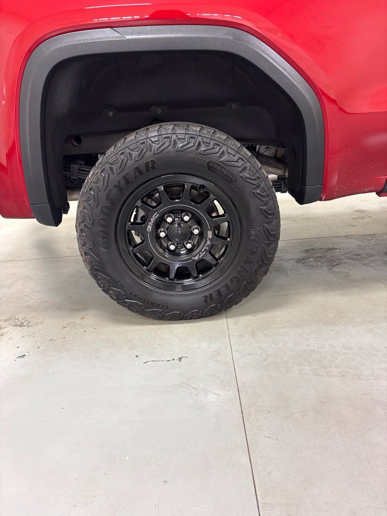 Used 2024 GMC Sierra 1500 AT4X w/ AT4X AEV Edition AWD/4WD image 31