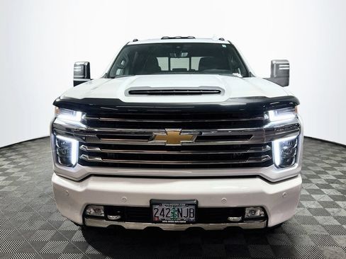 Used 2021 Chevrolet Silverado 3500 High Country AWD/4WD image 2