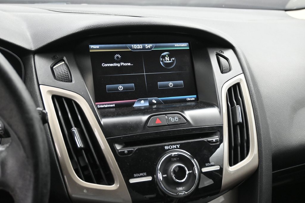 Used 2012 Ford Focus SEL FWD image 13