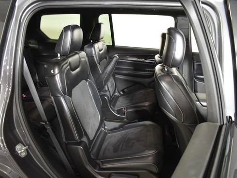 Used 2023 Jeep Grand Cherokee L Laredo AWD/4WD image 36