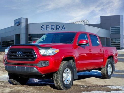 Used 2020 Toyota Tacoma SR image 1