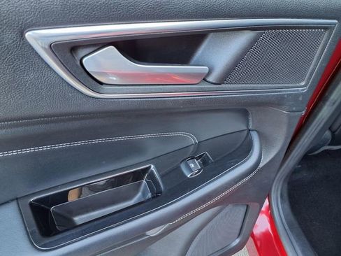 Used 2015 Ford Edge Titanium w/ Equipment Group 302A image 19