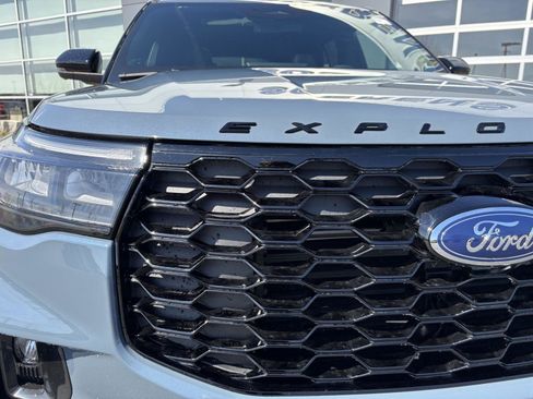 New 2026 Ford Explorer ST image 26