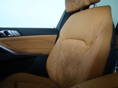 New 2026 BMW X7 xDrive40i image 23