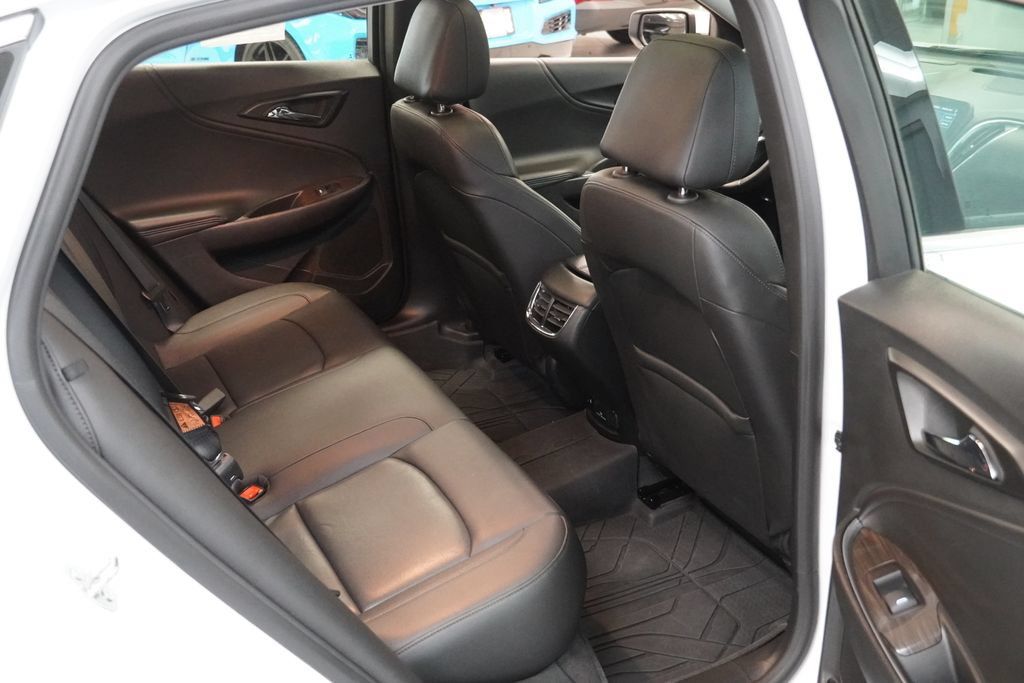 Used 2023 Chevrolet Malibu LT w/ Driver Confidence Package FWD image 21