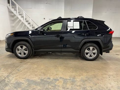 Used 2025 Toyota RAV4 XLE w/ Convenience Package AWD/4WD image 4