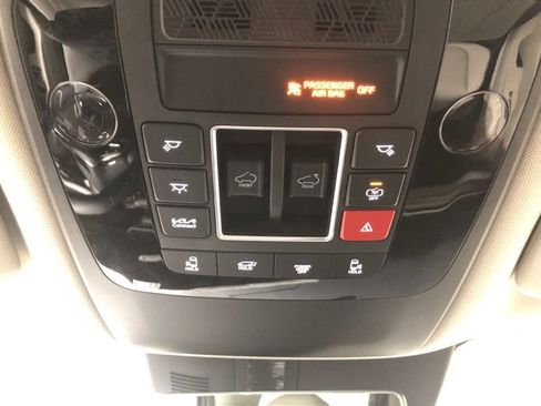 New 2026 Kia Carnival SX Prestige FWD image 31