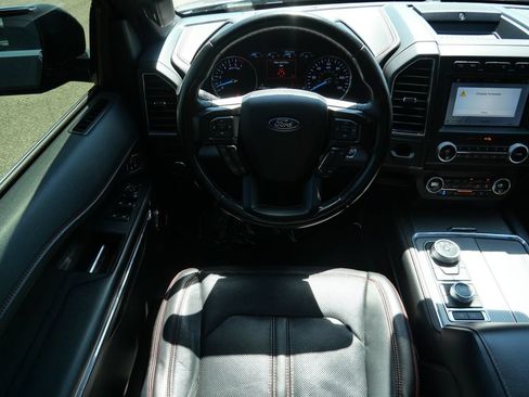 Used 2019 Ford Expedition Limited w/ Equipment Group 303A AWD/4WD image 14