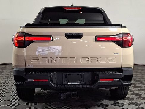Used 2022 Hyundai Santa Cruz SEL AWD/4WD image 8
