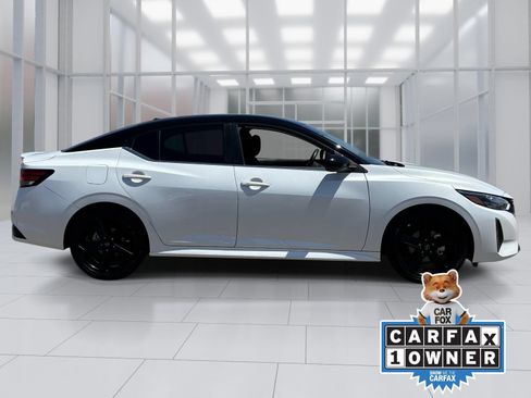 Certified 2024 Nissan Sentra SR FWD image 7