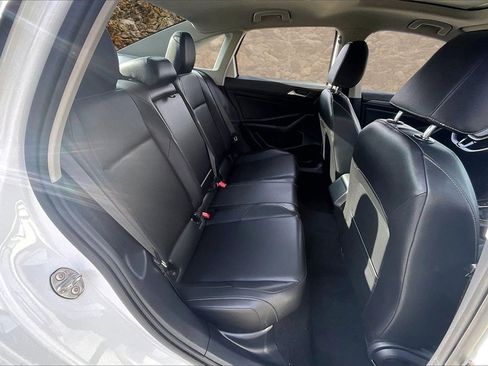 Used 2019 Volkswagen Jetta SEL image 24