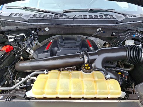 Used 2020 Ford F150 Raptor w/ Equipment Group 801A Mid image 27