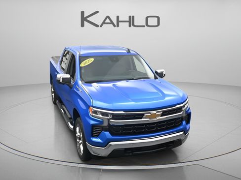 Used 2025 Chevrolet Silverado 1500 LT w/ Safety Package AWD/4WD image 29
