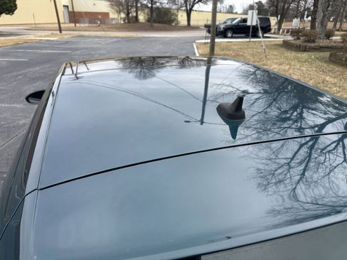 Used 2018 Volkswagen Golf S image 7