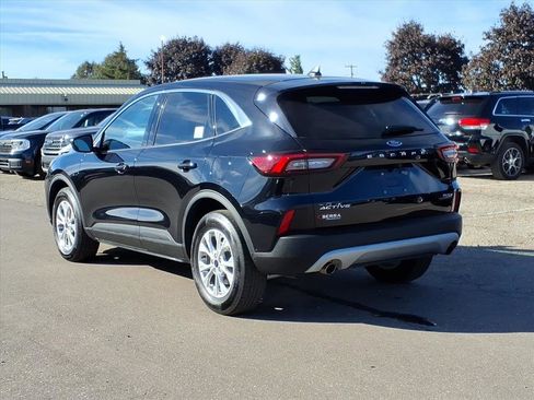 Used 2023 Ford Escape Active image 3